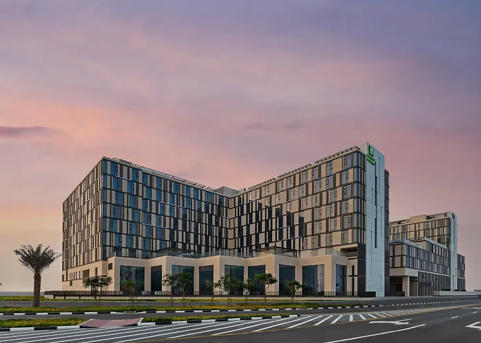 Staybridge Suites Dubai Al-Maktoum Airport By Ihg
